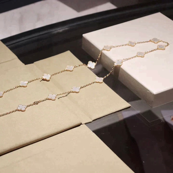 [Imperial] CLOVER 20 MOTIFS WHITE MOP NECKLACE