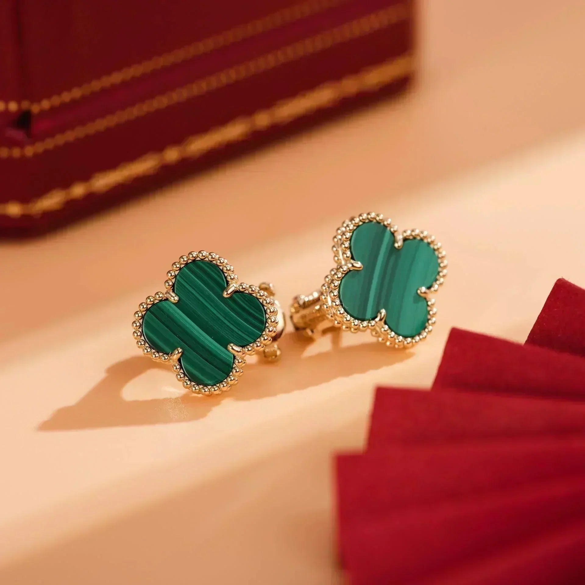 [Imperial] CLOVER MEDIUM 1 MOTIFS MALACHITE  EARRINGS