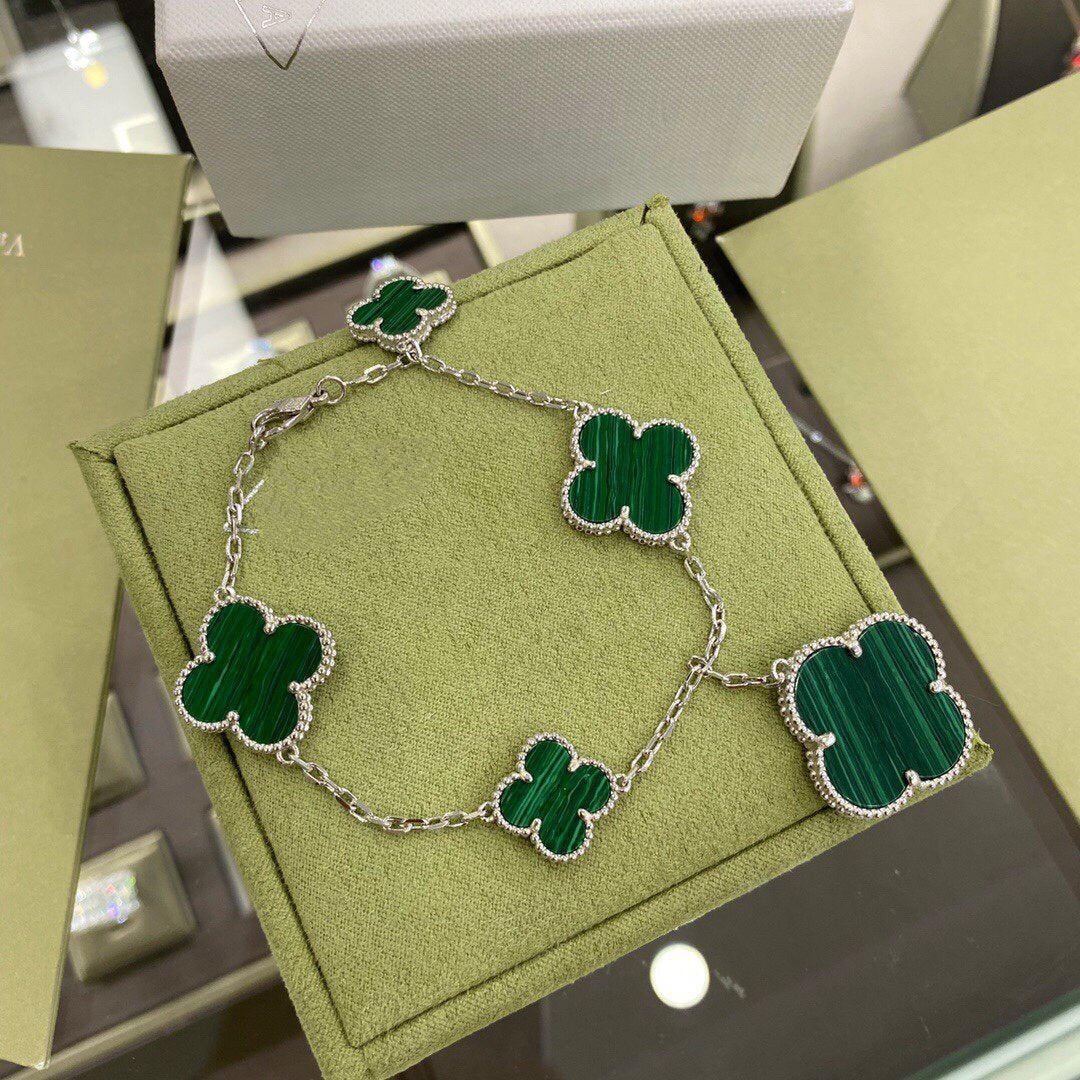 [Imperial] CLOVER 5 MOTIFS SIVLER MALACHITE BRACELET