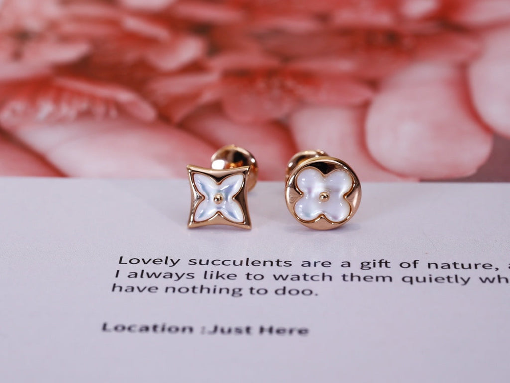 [Imperial] STAR AND SUN PINK GOLD MOP STUD EARRINGS