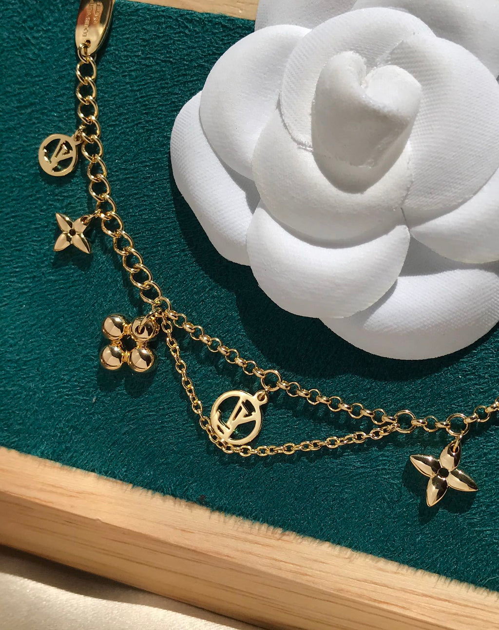 [Imperial] BLOOMING PINK GOLD MOP BRACELET