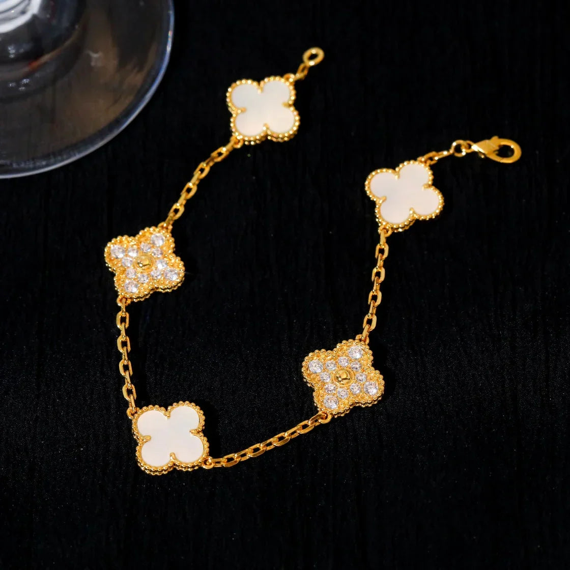 [Imperial]New CLOVER WHITE PEARL MOP 5 MOTIF BRACELET COLLECTION