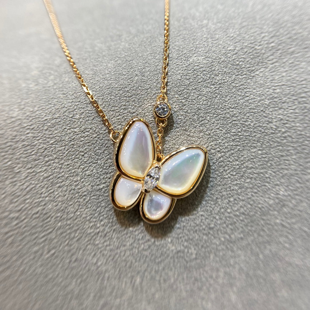 [Imperial] BUTTERFLY MOP DIAMOND NECKLACE