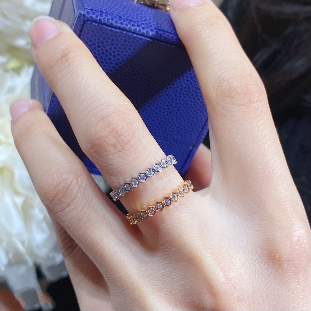 [Imperial] BEE LOVE DIAMOND PAVED SMALL RING
