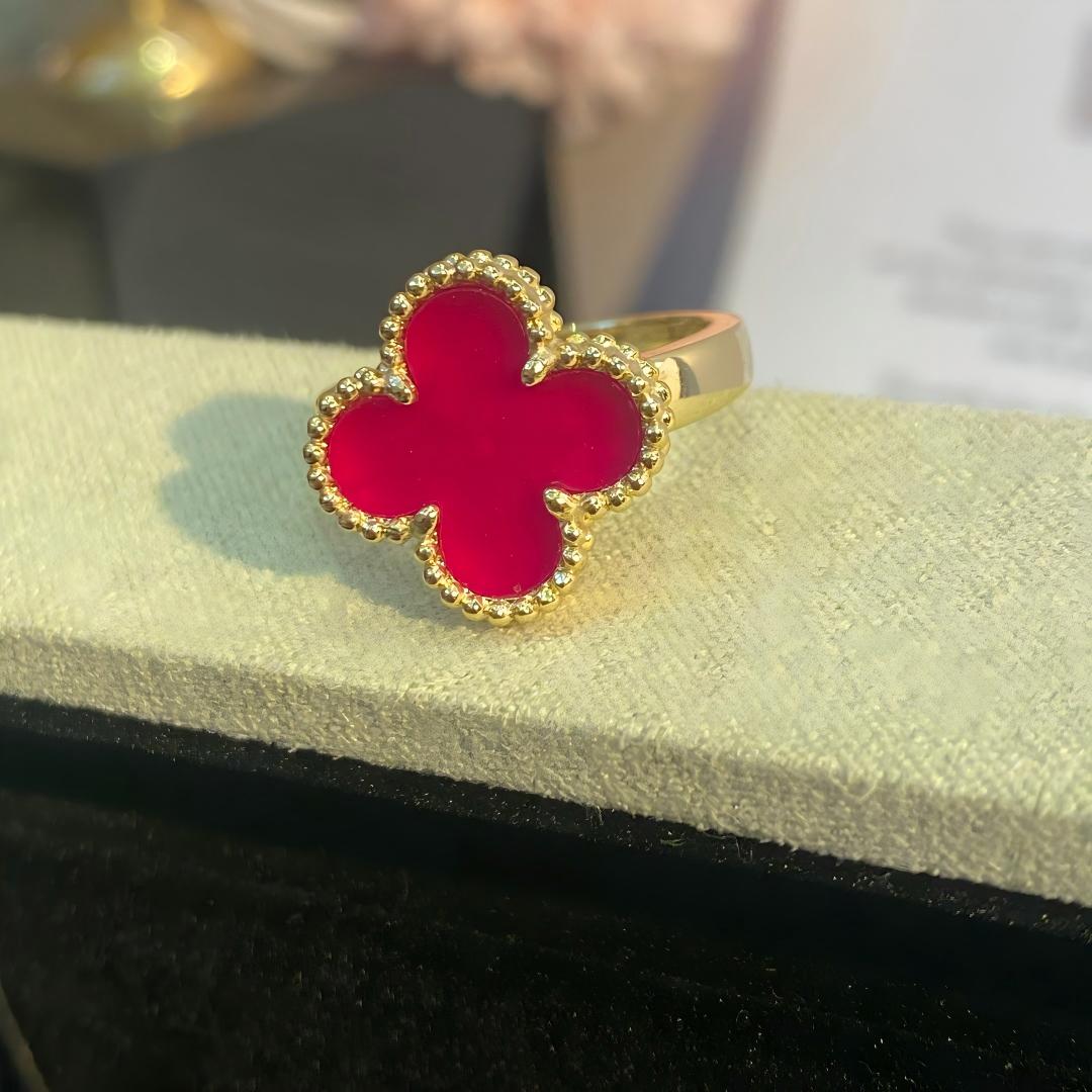 [Imperial] NEW CLOVER PINK ENAMEL RINGS