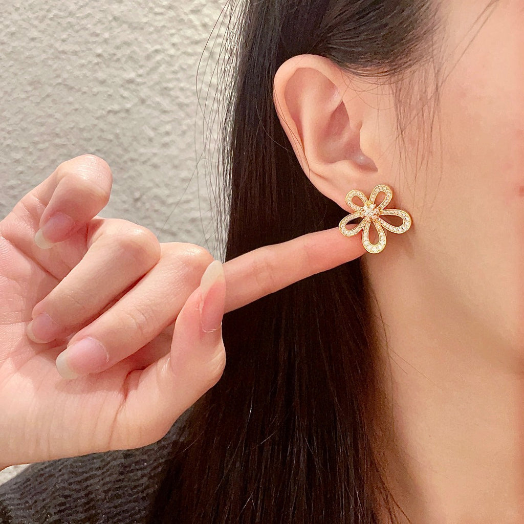 [Imperial] FLOWEACE FULL-DIAMOND FLOWER EARRINGS