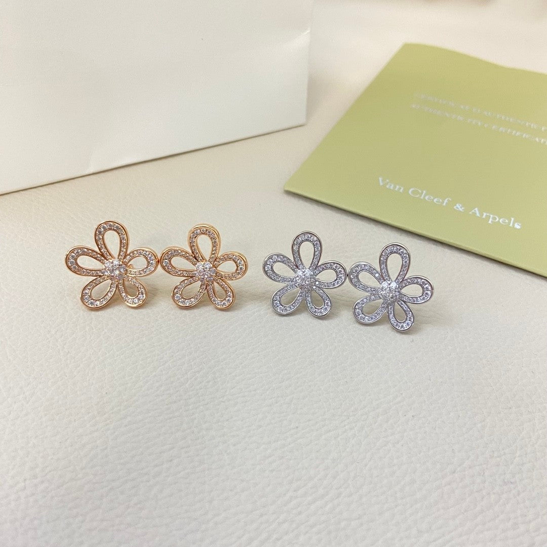 [Imperial] FLOWEACE FULL-DIAMOND FLOWER EARRINGS