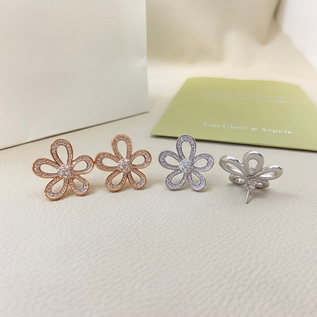 [Imperial] FLOWEACE FULL-DIAMOND FLOWER EARRINGS