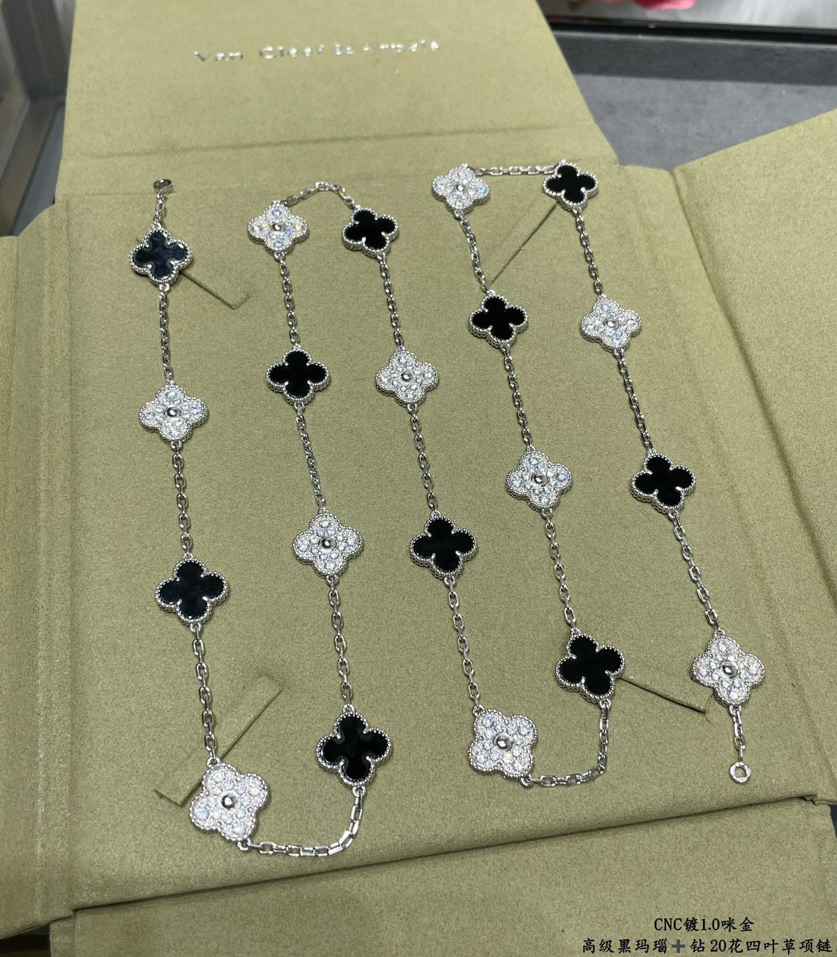[Imperial] CLOVER 20 MOTIFS DIAMOND ONYX NECKLACE