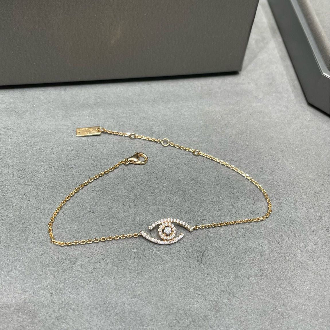 [Imperial] Lucky Eye Pave-Set Diamond Bracelet
