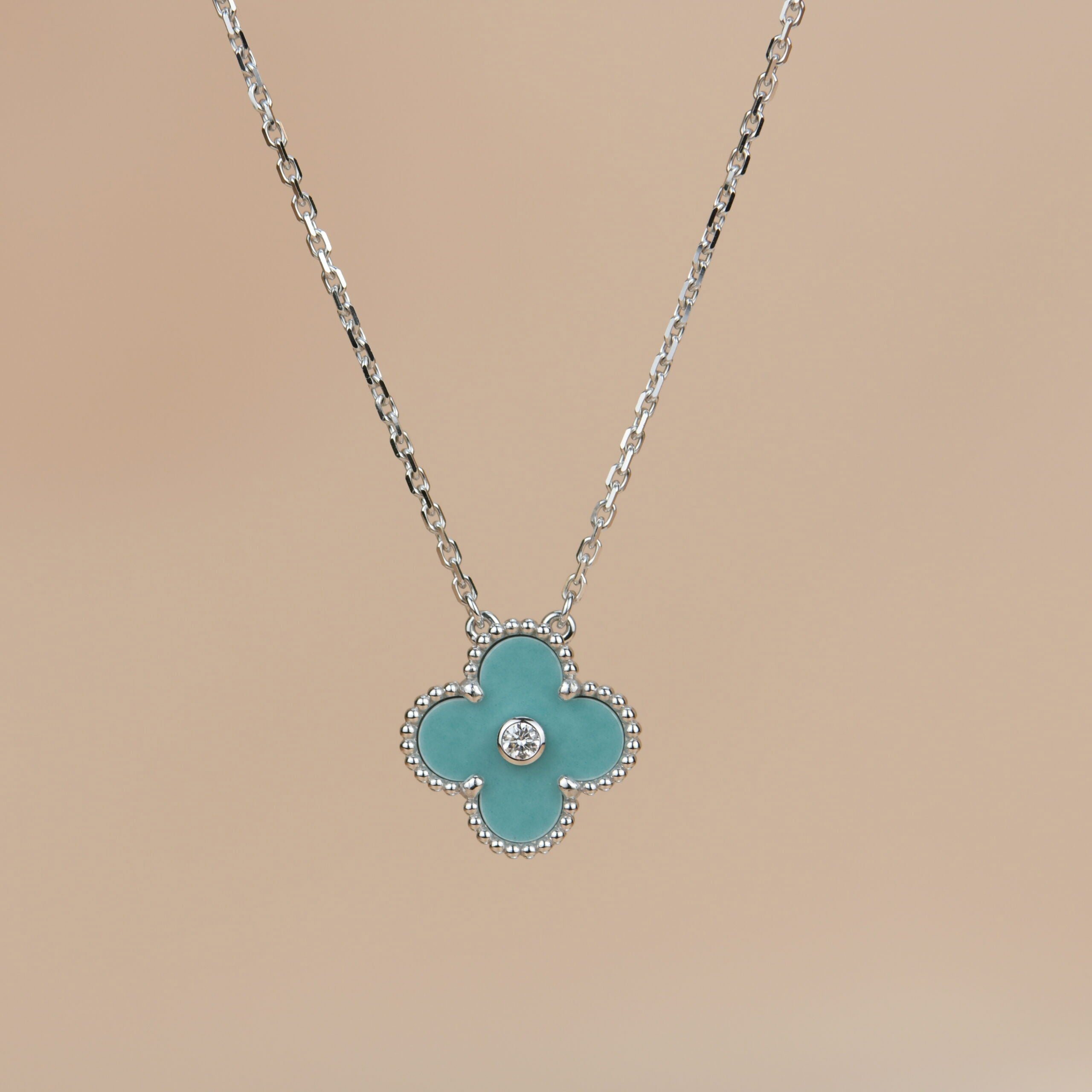 [Imperial] CLOVER 15MM DIAMOND SVRES PORCELAIN  NECKLACE SILVER