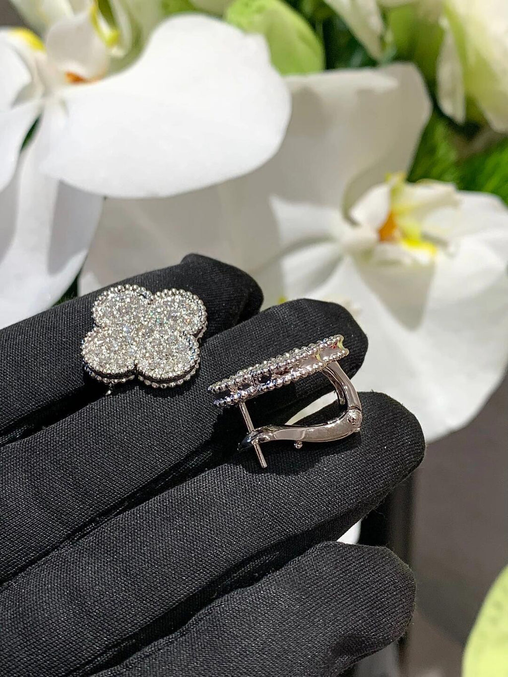 [Imperial] CLOVER 20MM MOTIFS DIAMOND STUD EARRINGS SILVER