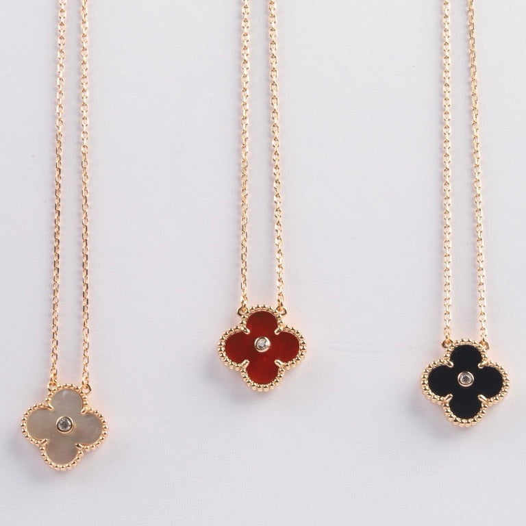 [Imperial] CLOVER 15MM DIAMOND CARNELIAN NECKLACE