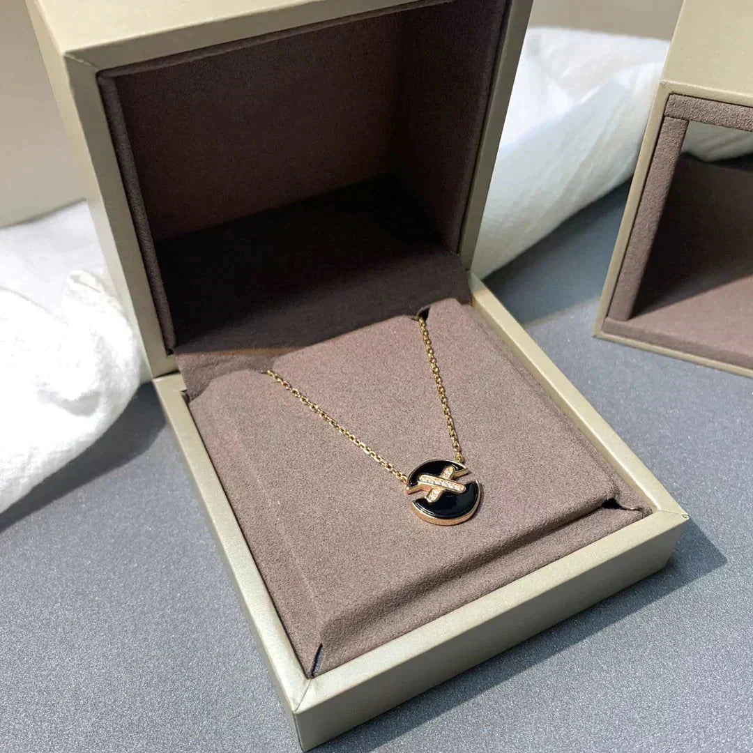 [Imperial] JEUX DE ROSE GOLD DIAMOND NECKLACE