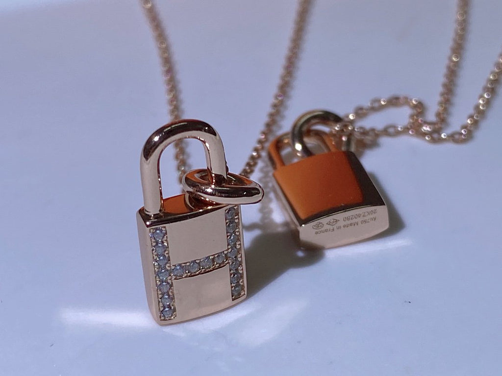 [Imperial] HM ADVANCED NICHE LOCK HEAD NECKLACE DIAMONDS