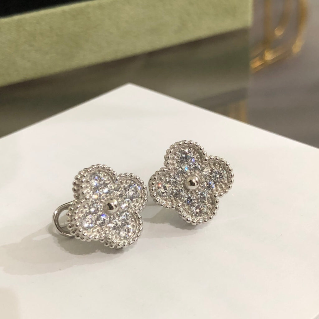 [Imperial] CLOVER 1 MOTIFS DIAMOND STUD EARRINGS SILVER