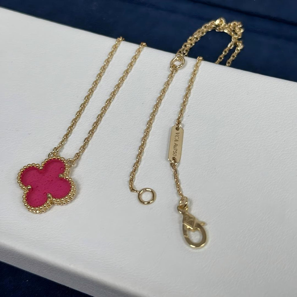 [Imperial]  NEW CLOVER 15MM PINK ENAMEL NECKLACE