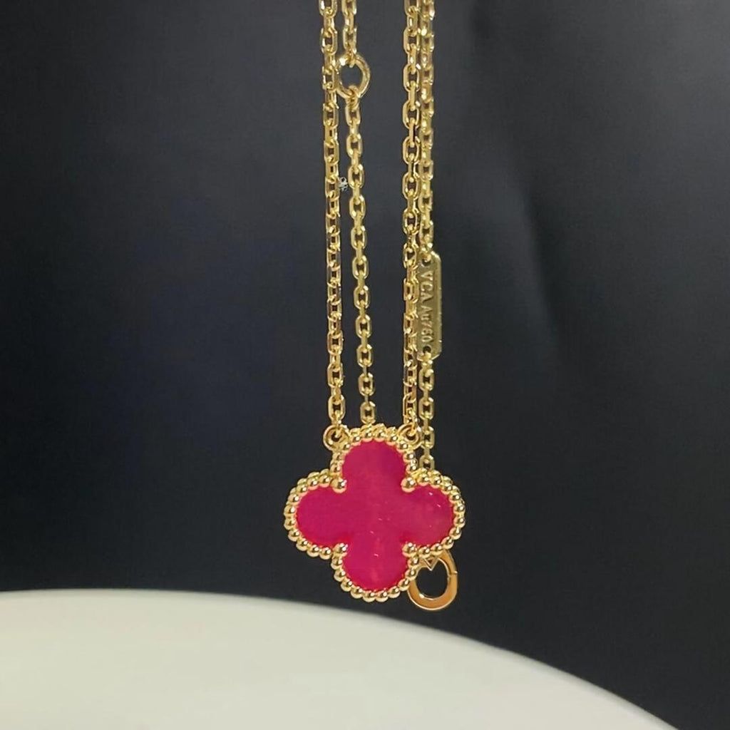 [Imperial]  NEW CLOVER 15MM PINK ENAMEL NECKLACE