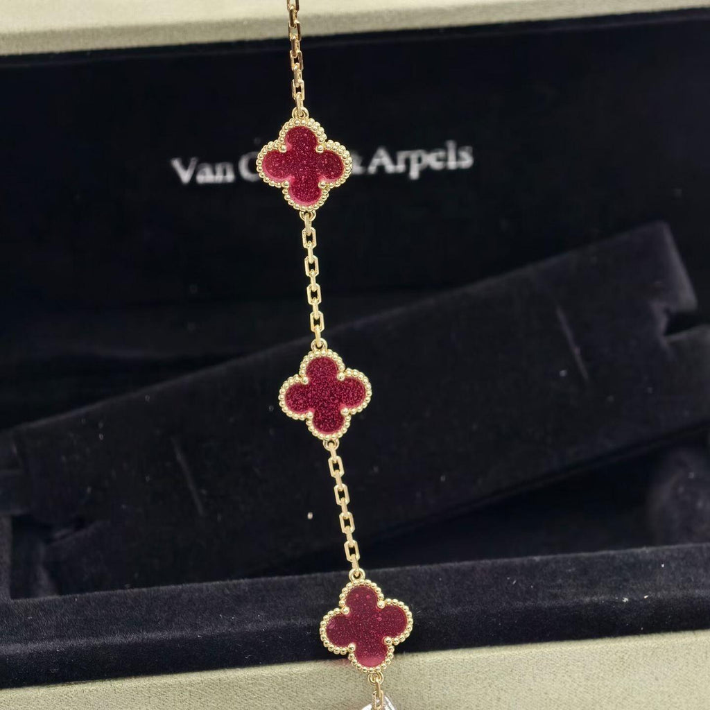 [Imperial] NEW CLOVER 5 MOTIFS PINK ENAMEL BRACELET