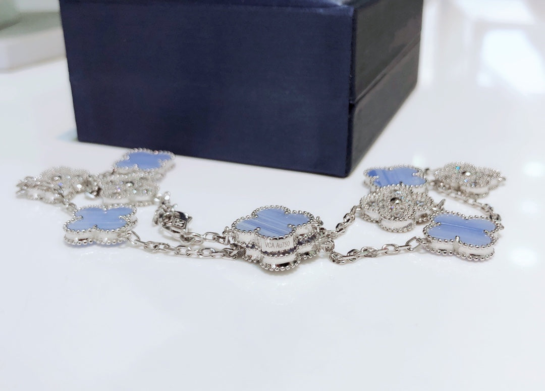 [Imperial] CLOVER 10 MOTIFS CHALCEDONY DIAMONDS SILVER NECKLACE